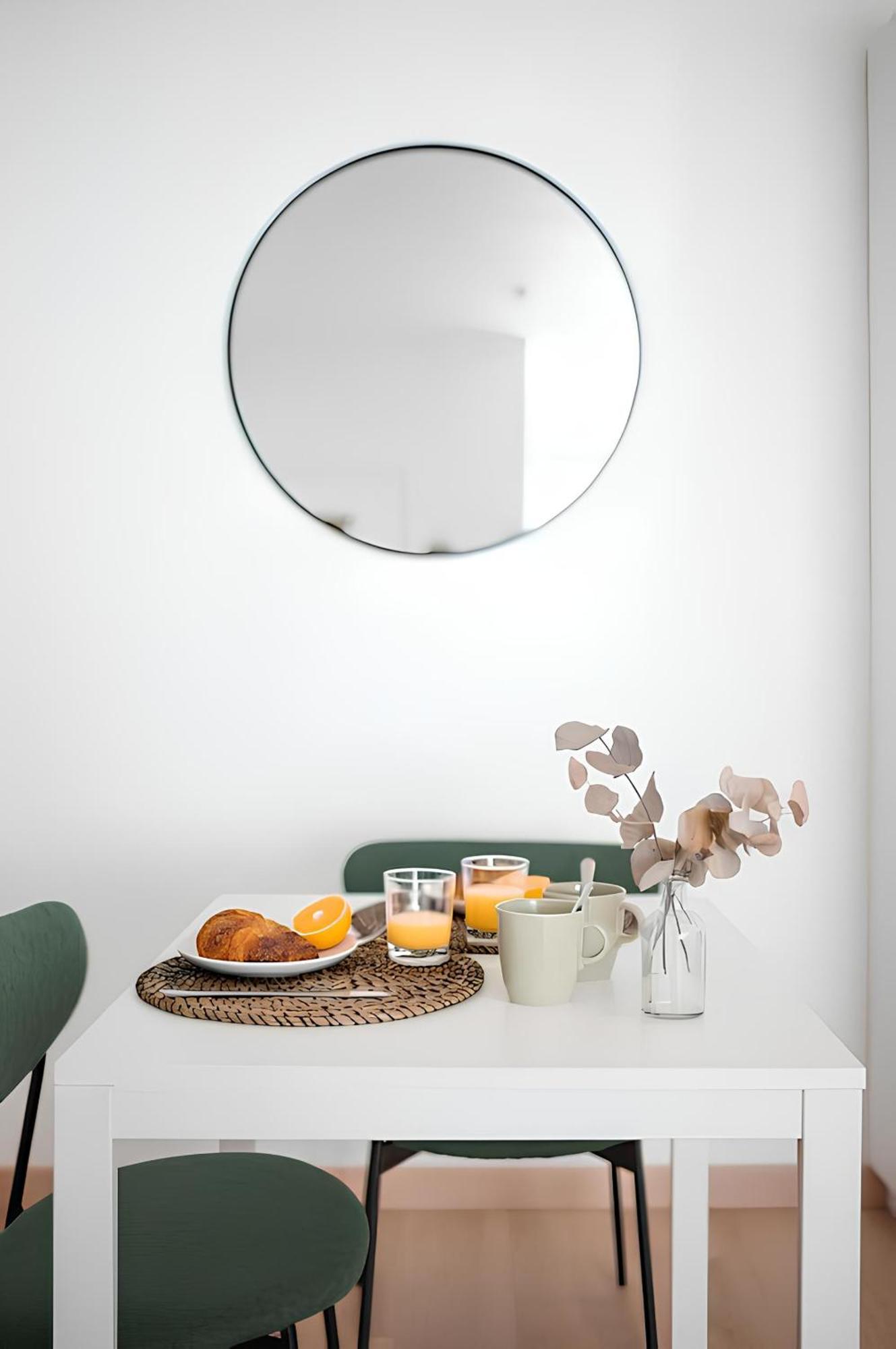 Cozy Appartement Plein Centre, Proche Gare/Plage مينتون المظهر الخارجي الصورة