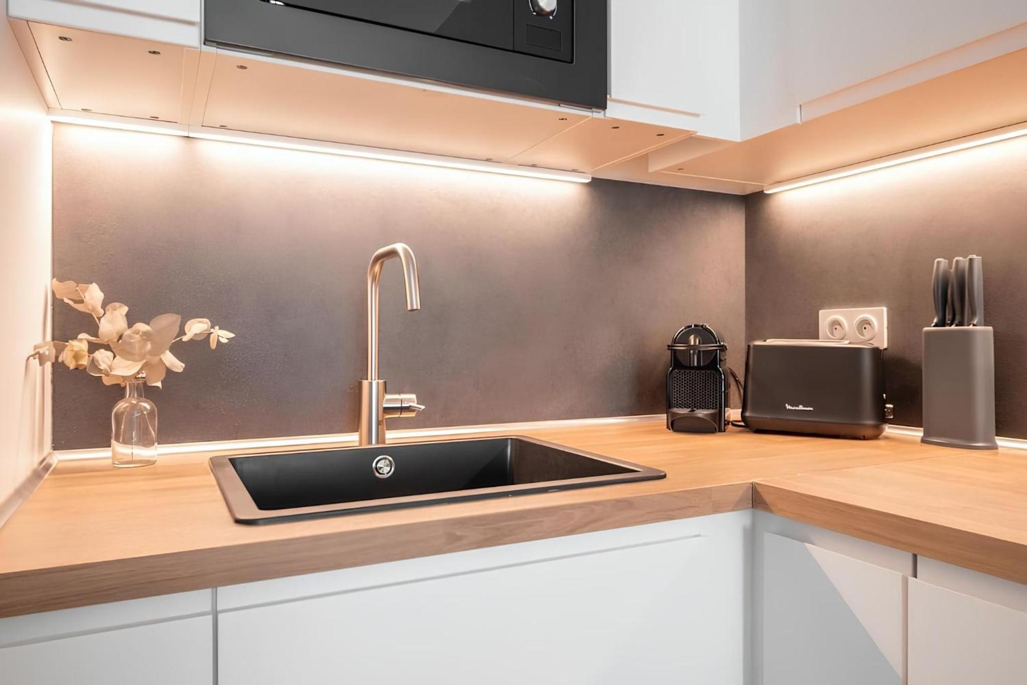 Cozy Appartement Plein Centre, Proche Gare/Plage مينتون المظهر الخارجي الصورة